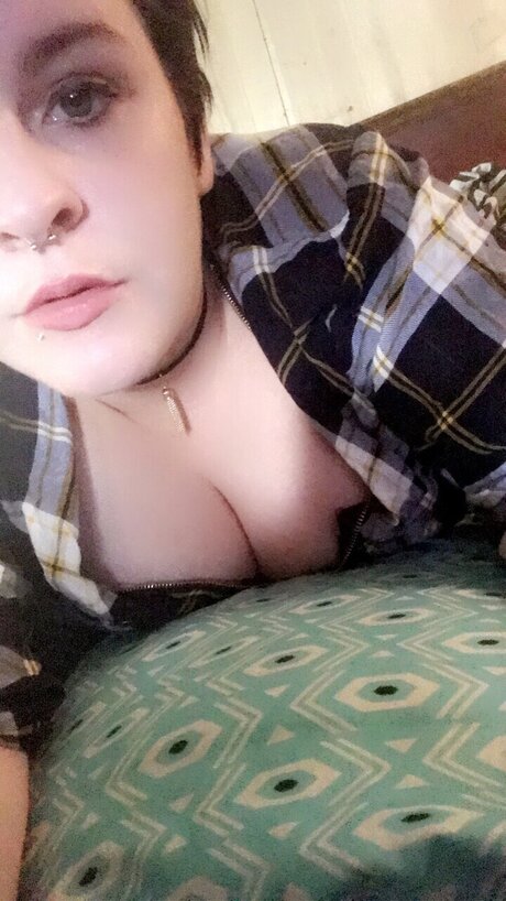 Foto di nudo di fuga di OnlyFans di Pillowthesecond