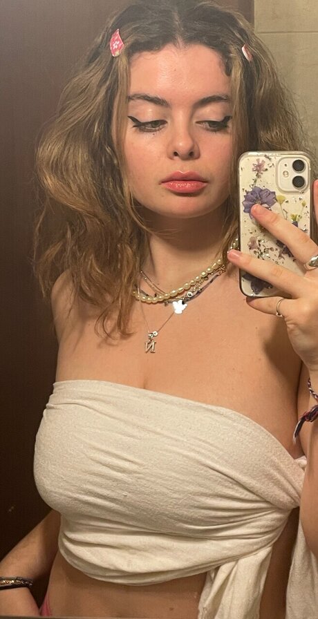 Foto di nudo di fuga di OnlyFans di Fleur Banks