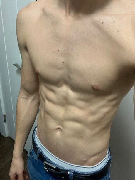 Foto di nudo di fuga di OnlyFans di Katsenbach