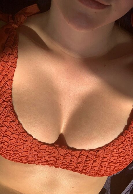 Foto di nudo di fuga di OnlyFans di Emma