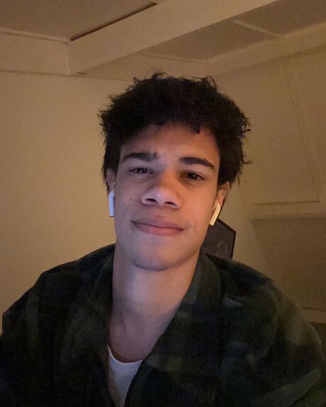 Foto di nudo di fuga di OnlyFans di Gavin Sinclair