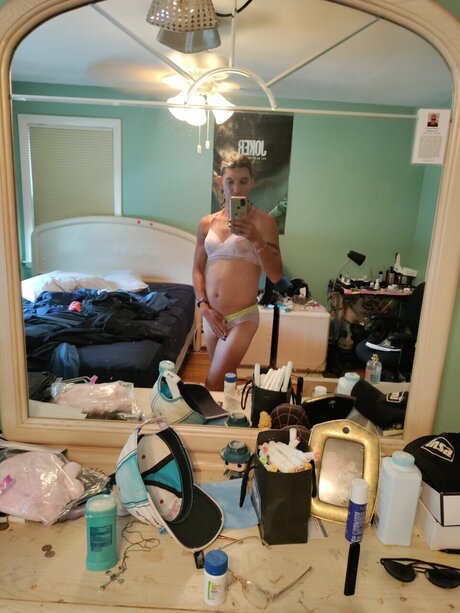 Foto di nudo di fuga di OnlyFans di Deyaisafreak