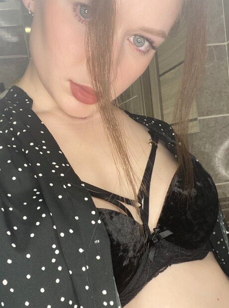 Foto di nudo di fuga di OnlyFans di Kittyolga