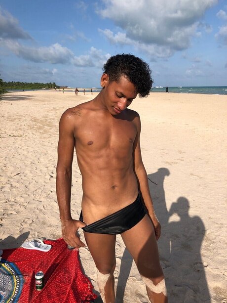 Foto di nudo di fuga di OnlyFans di Bambu Duro