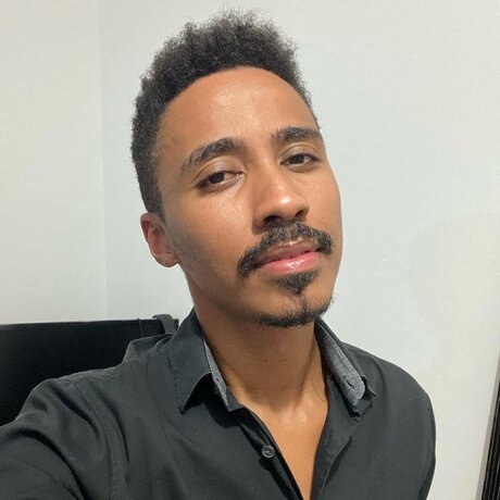 Foto di nudo di fuga di OnlyFans di Mar