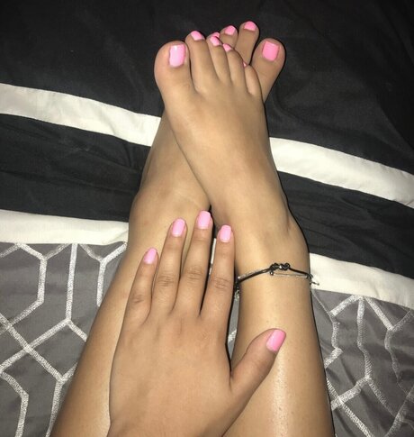 Foto di nudo di fuga di OnlyFans di Catalina