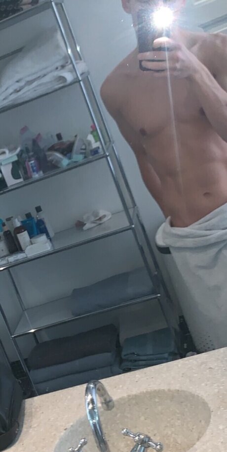 Foto di nudo di fuga di OnlyFans di Jerkbros