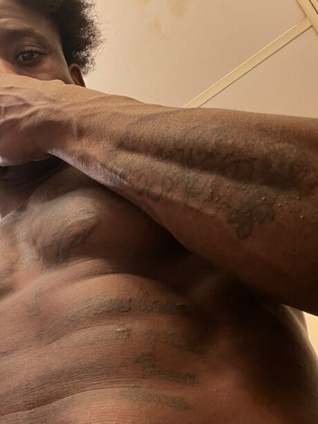 Foto di nudo di fuga di OnlyFans di Juan Pablo