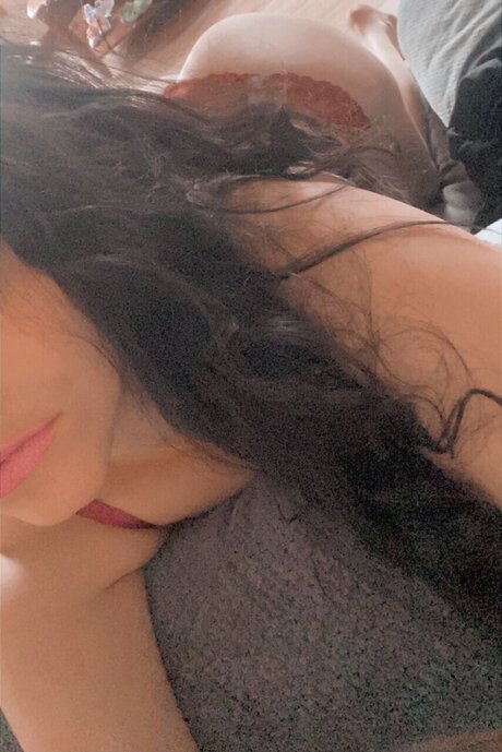 Foto di nudo di fuga di OnlyFans di Sexxilexxxi69