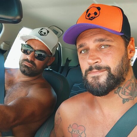 Foto di nudo di fuga di OnlyFans di Dan E Du