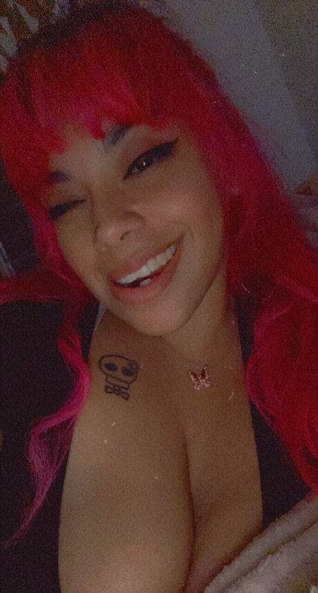 Foto di nudo di fuga di OnlyFans di Mina