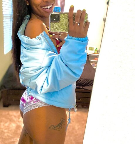 Foto di nudo di fuga di OnlyFans di Nasty Is Nice