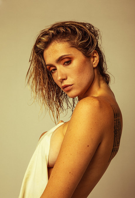 Foto di nudo di fuga di OnlyFans di Lysandre Nadeau