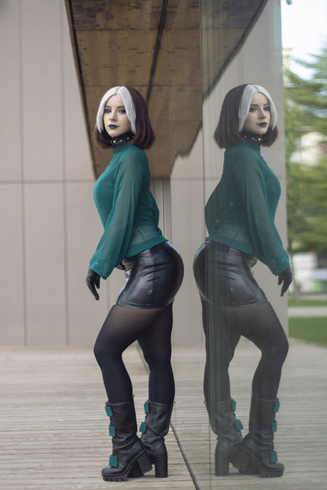 Enji Night