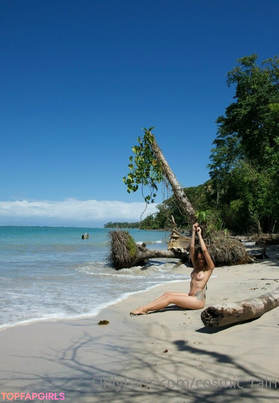 Foto di nudo di fuga di OnlyFans di Touched By Nature #1013