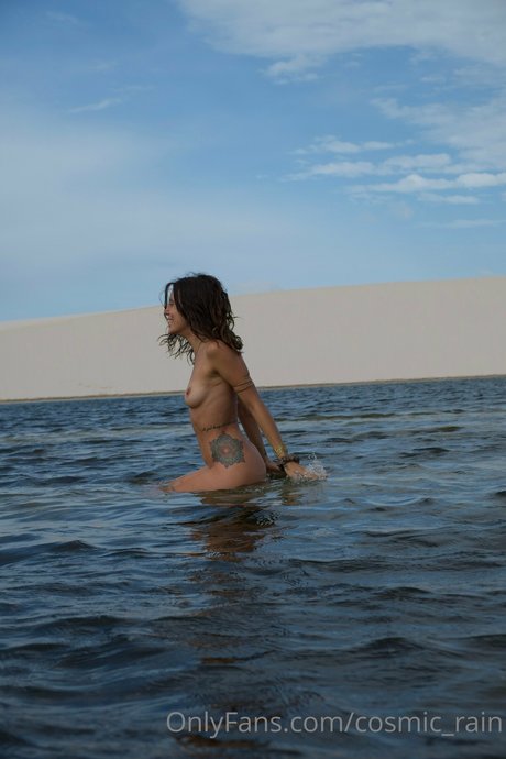 Foto di nudo di fuga di OnlyFans di Touched By Nature