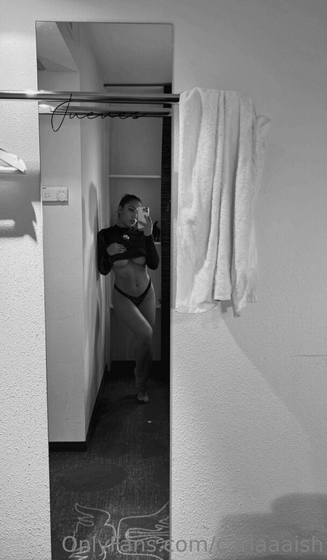 Foto di nudo di fuga di OnlyFans di Carlaaaish