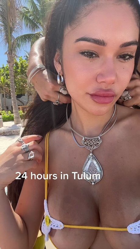 Foto di nudo di fuga di OnlyFans di Janet Guzman