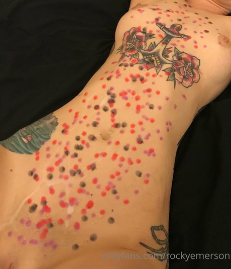 Foto di nudo di fuga di OnlyFans di Rocky Emerson