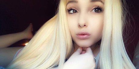 Foto di nudo di fuga di OnlyFans di Eveliinngy