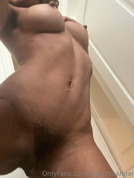 Foto di nudo di fuga di OnlyFans di Scarlit Scandal