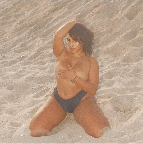 Foto di nudo di fuga di OnlyFans di Cristina Celi