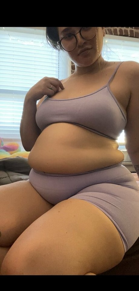Foto di nudo di fuga di OnlyFans di Kellijellibelli