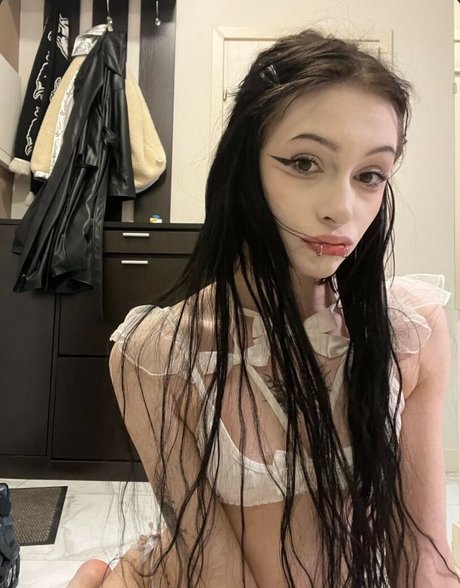 Foto di nudo di fuga di OnlyFans di Ady Dark