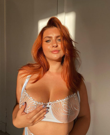 Julia Foto di nudo di fuga di OnlyFans di Julia #11