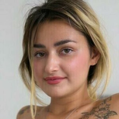 Foto di nudo di fuga di OnlyFans di Sammiejaz