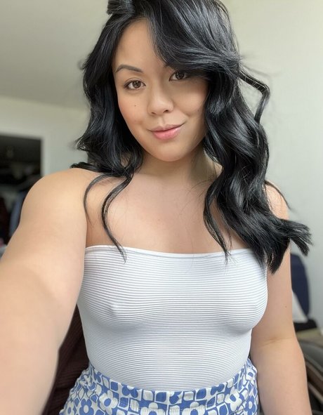 Foto di nudo di fuga di OnlyFans di Katwaii