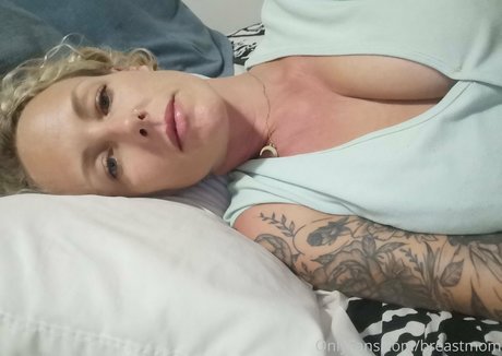 Breastmom
