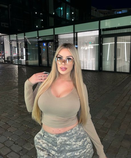 Lisa Amber