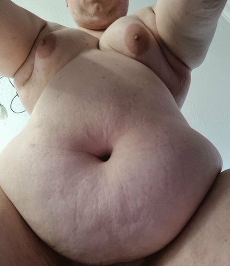 Foto di nudo di fuga di OnlyFans di Fatterigrow