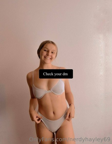 Nerdyhayley69