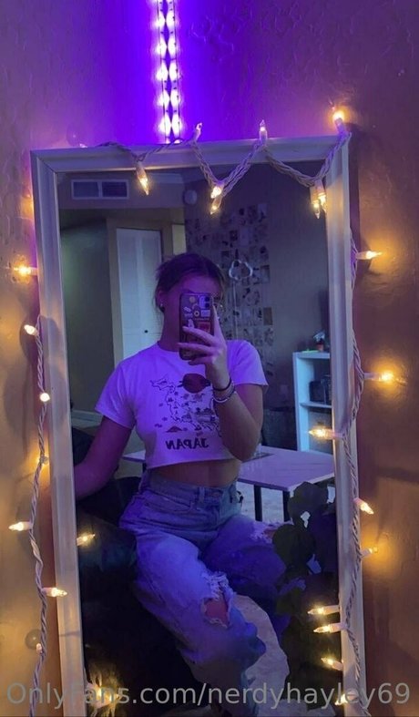 Nerdyhayley69