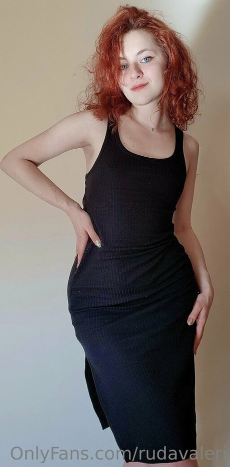 Foto di nudo di fuga di OnlyFans di Rudavaleri