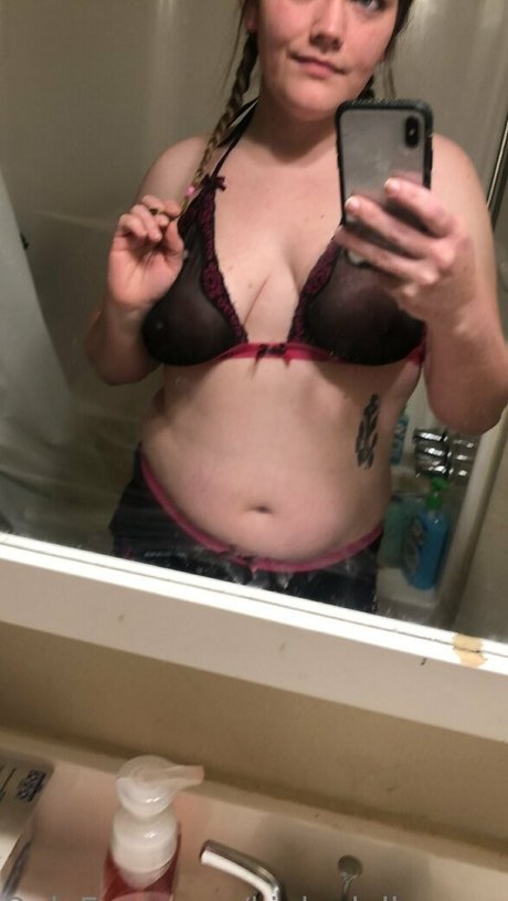Foto di nudo di fuga di OnlyFans di Kinkydallascouple