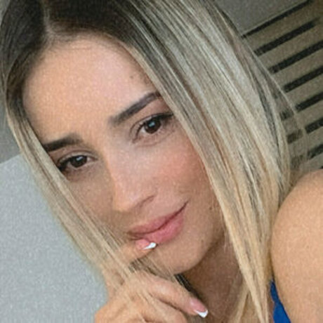 Foto di nudo di fuga di OnlyFans di Oliviasmiith