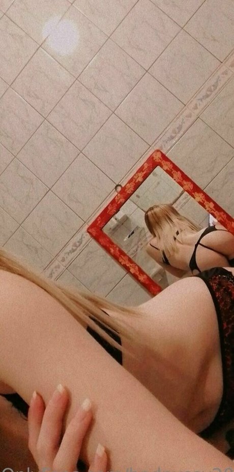 Foto di nudo di fuga di OnlyFans di Badpussy20
