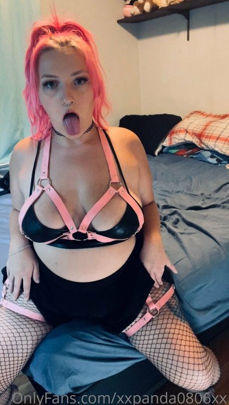 Foto di nudo di fuga di OnlyFans di Xxpanda0806xx
