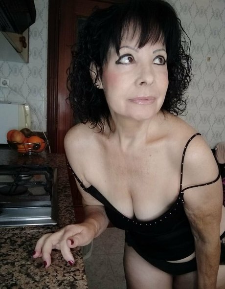 Foto di nudo di fuga di OnlyFans di Mamasmilfs