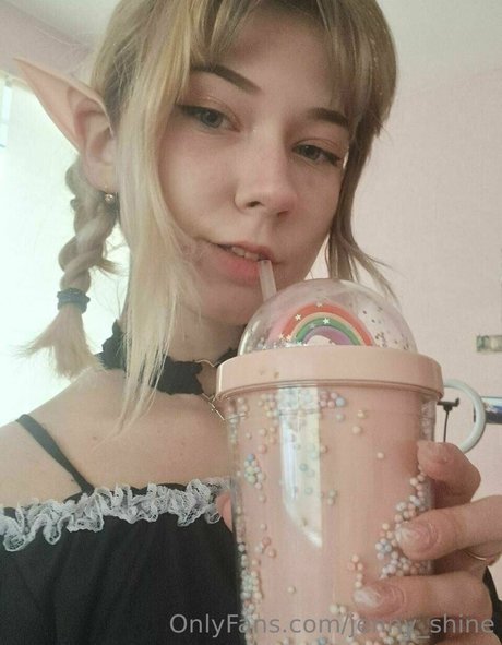 Foto di nudo di fuga di OnlyFans di Jennyshine