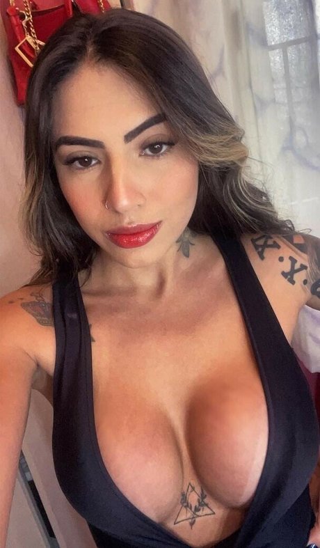 Foto di nudo di fuga di OnlyFans di Kauane Siqueira