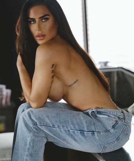 Foto di nudo di fuga di OnlyFans di Lindsay Moreno
