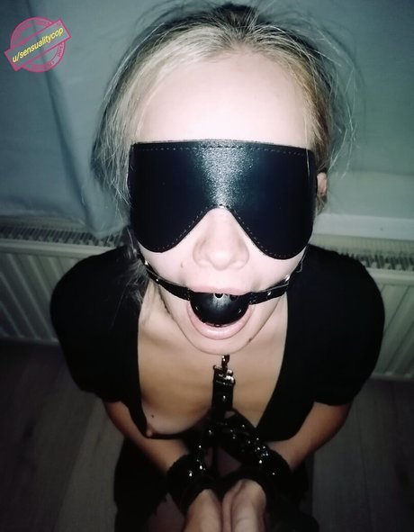Foto di nudo di fuga di OnlyFans di Sensualitycop