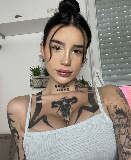 Foto di nudo di fuga di OnlyFans di Zeliahxo