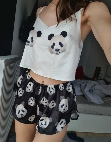 Foto di nudo di fuga di OnlyFans di Pupsik55free