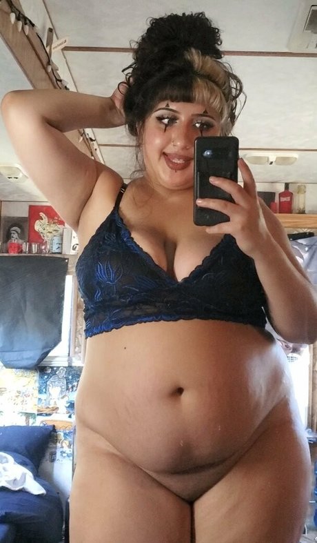 Foto di nudo di fuga di OnlyFans di Korachubbsy