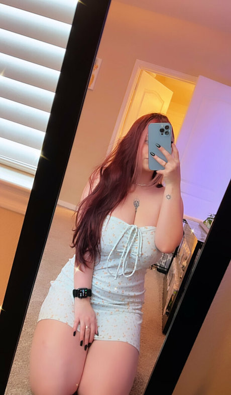 Foto di nudo di fuga di OnlyFans di Fairybbyy